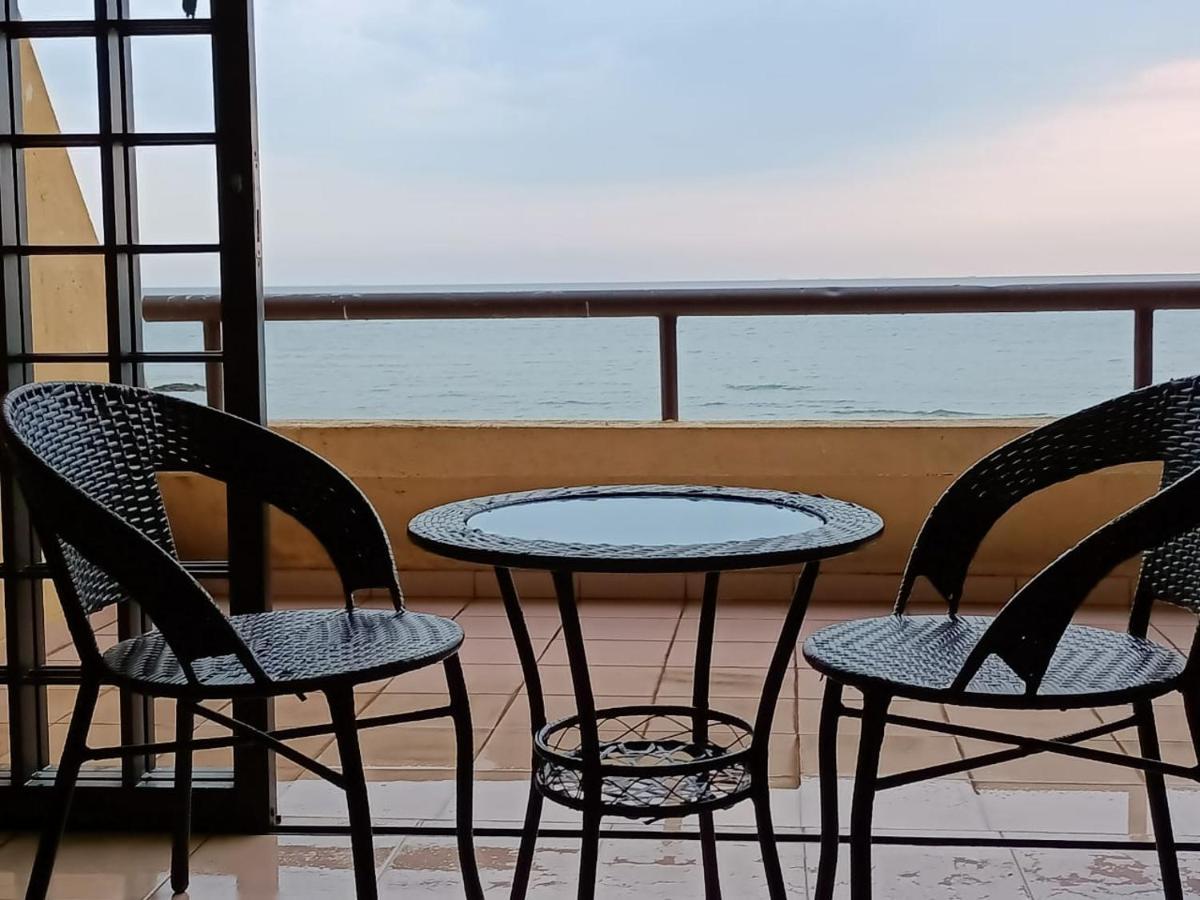 Port Dickson Seaview Homestay Exterior foto